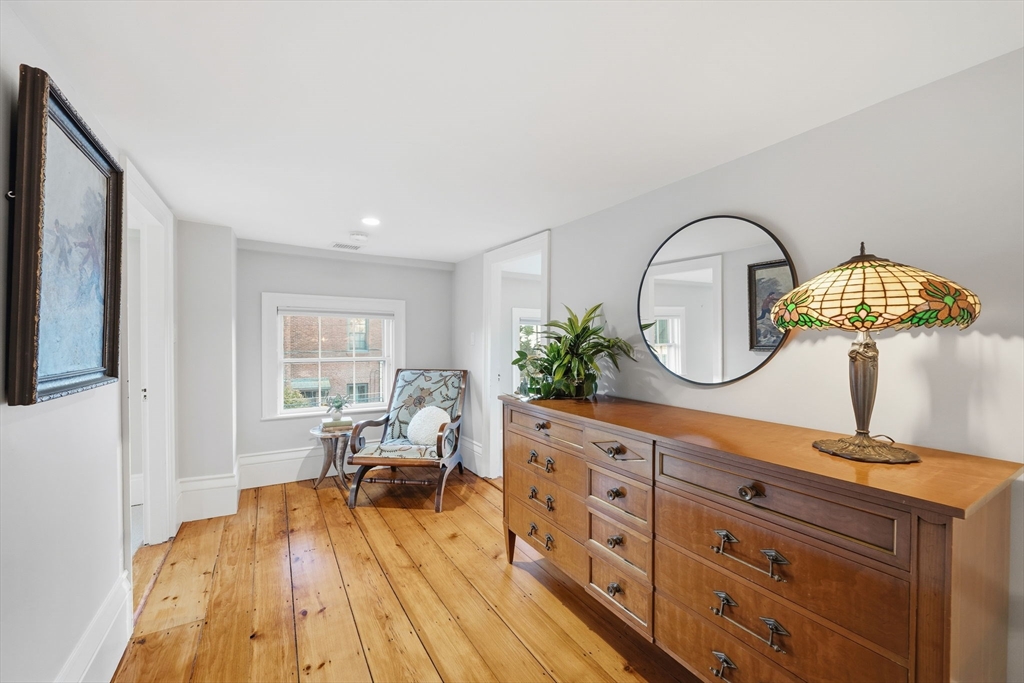 45 Pleasant Street Marblehead, MA 01945 - Photo 18 of 42