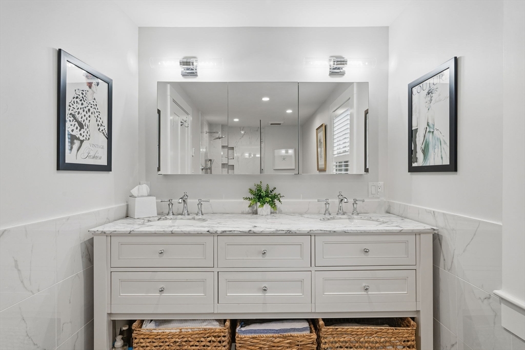 45 Pleasant Street Marblehead, MA 01945 - Photo 21 of 42