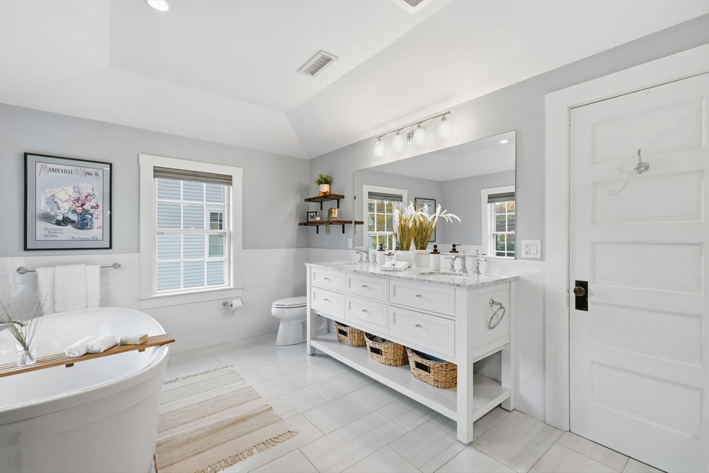 45 Pleasant Street Marblehead, MA 01945 - Photo 28 of 42