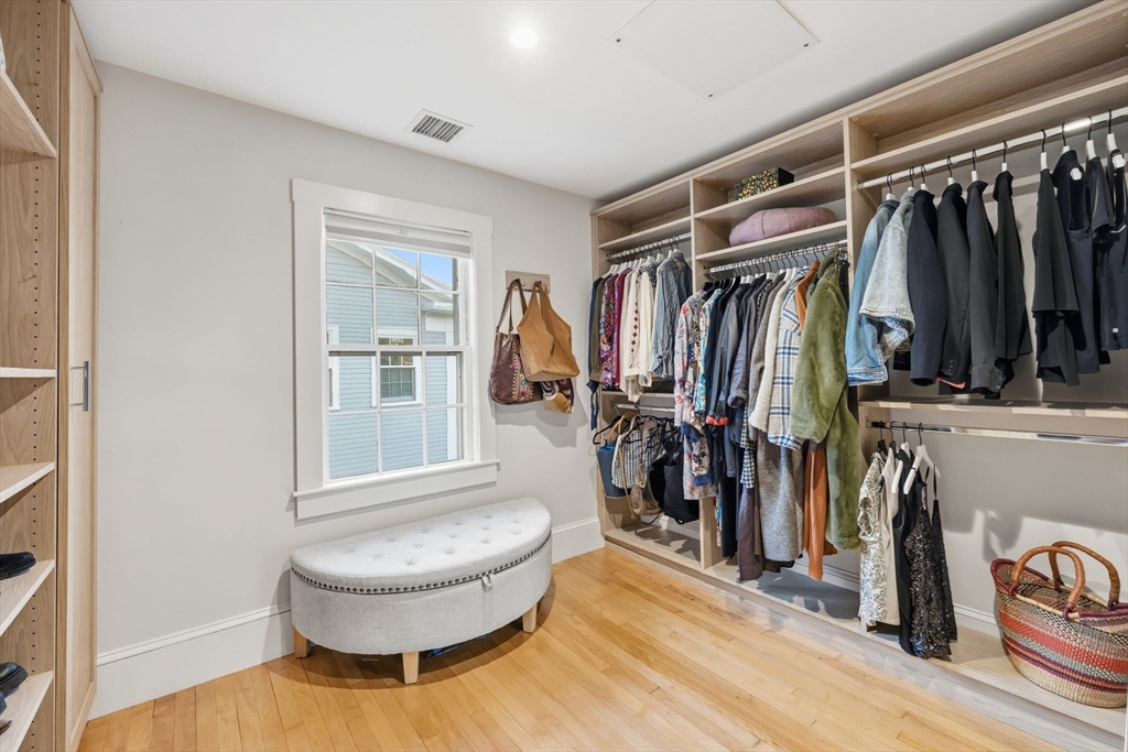 45 Pleasant Street Marblehead, MA 01945 - Photo 31 of 42