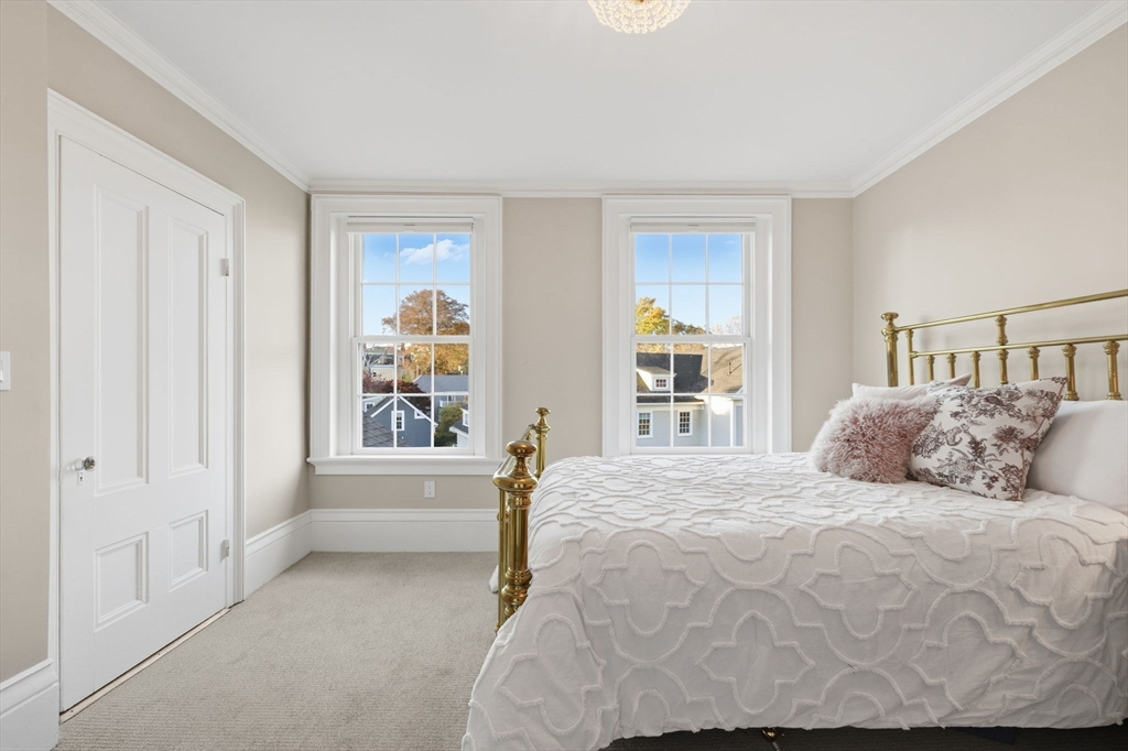 45 Pleasant Street Marblehead, MA 01945 - Photo 35 of 42