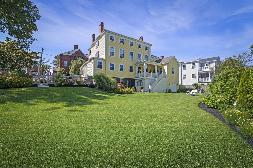 45 Pleasant Street Marblehead, MA 01945 - Photo 4 of 42