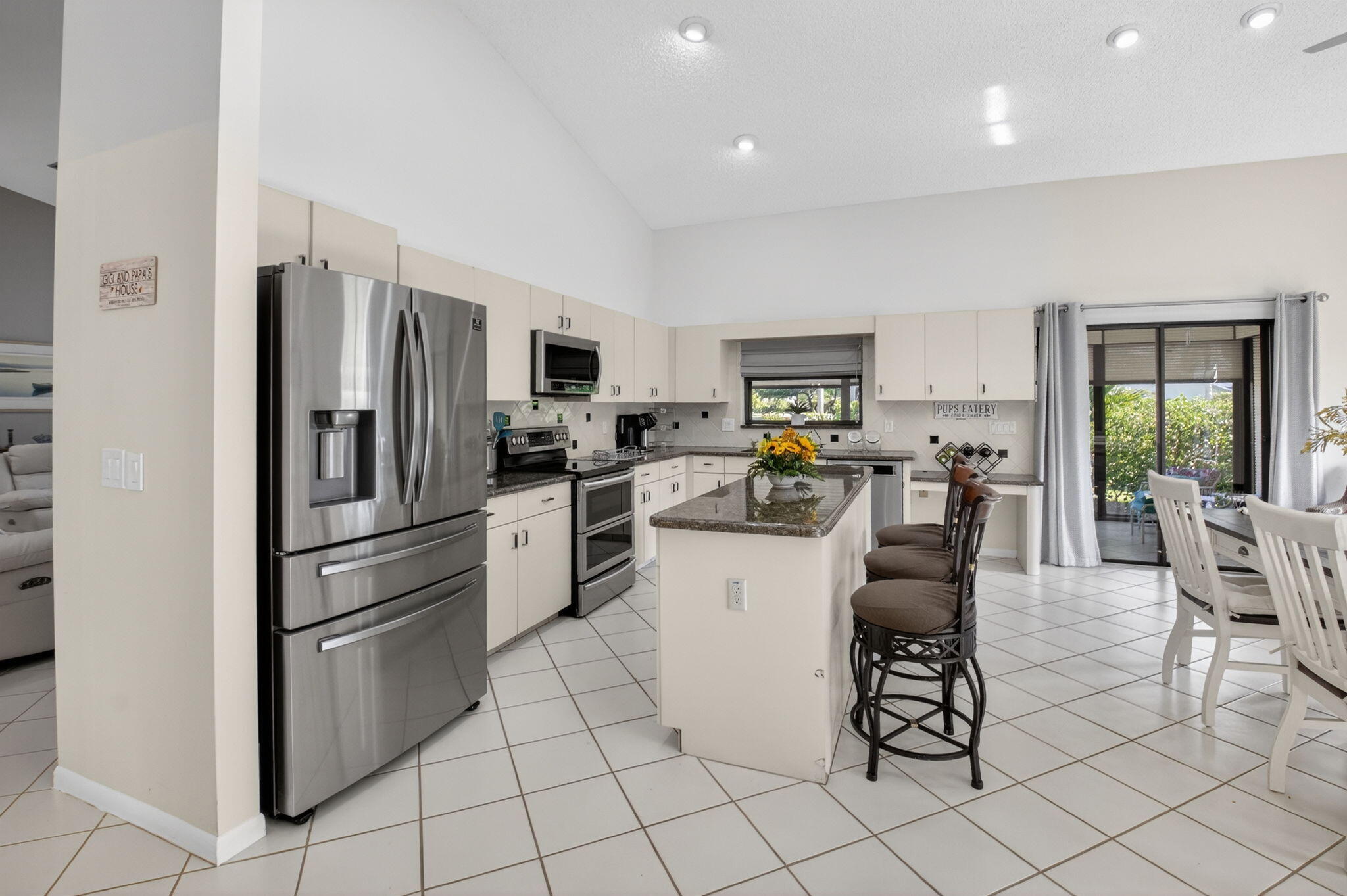 2905 Riviera Drive Delray Beach, FL 33445 - Photo 17 of 83 22-web-or-mls-DSC_7745