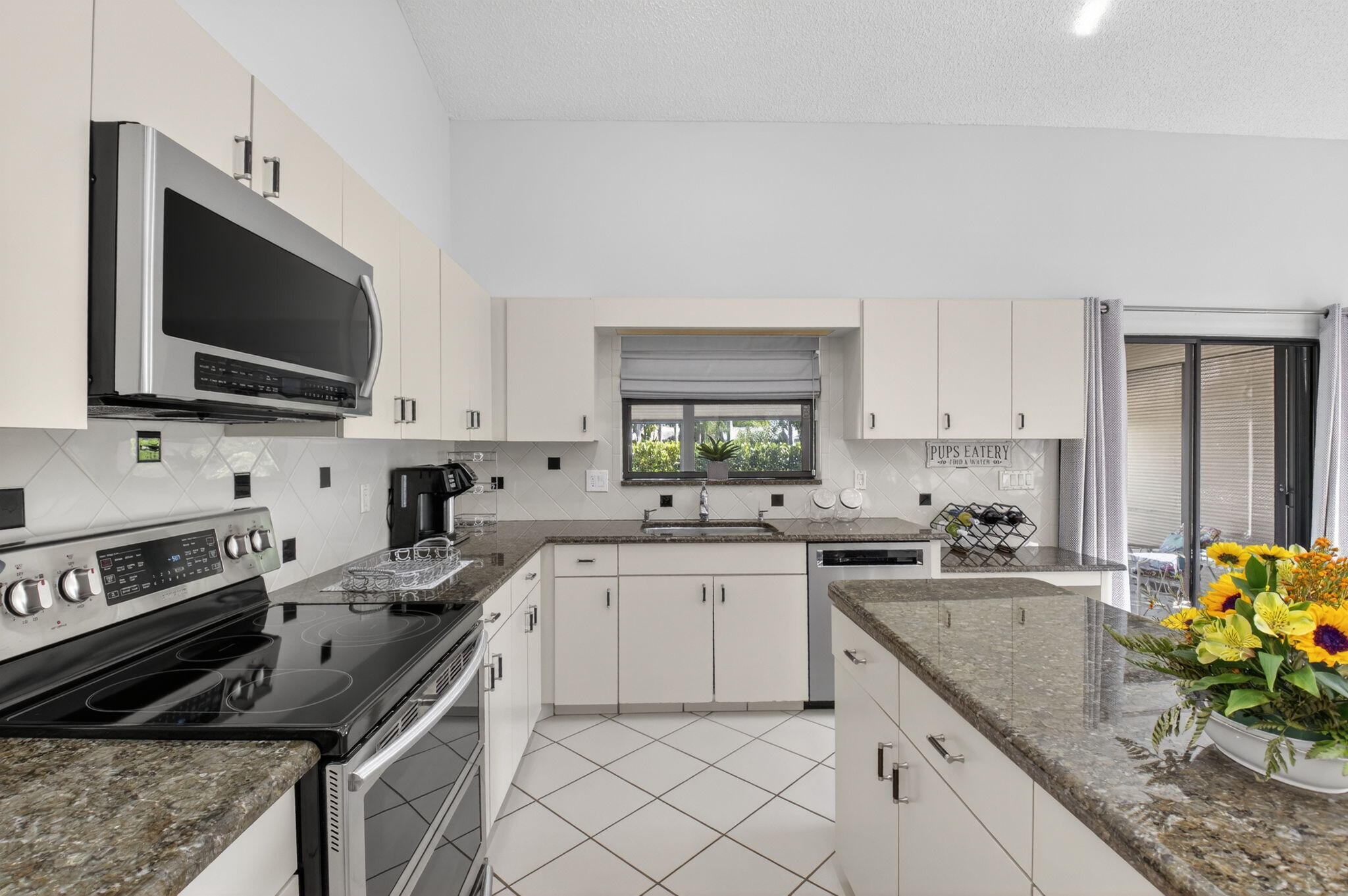 2905 Riviera Drive Delray Beach, FL 33445 - Photo 18 of 83 24-web-or-mls-DSC_7755