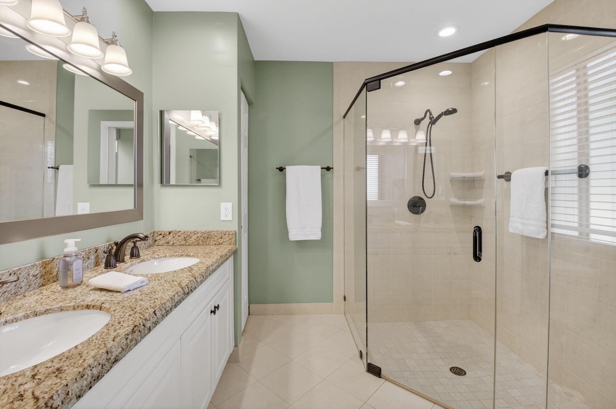 2905 Riviera Drive Delray Beach, FL 33445 - Photo 26 of 83 PRIMARY BATH