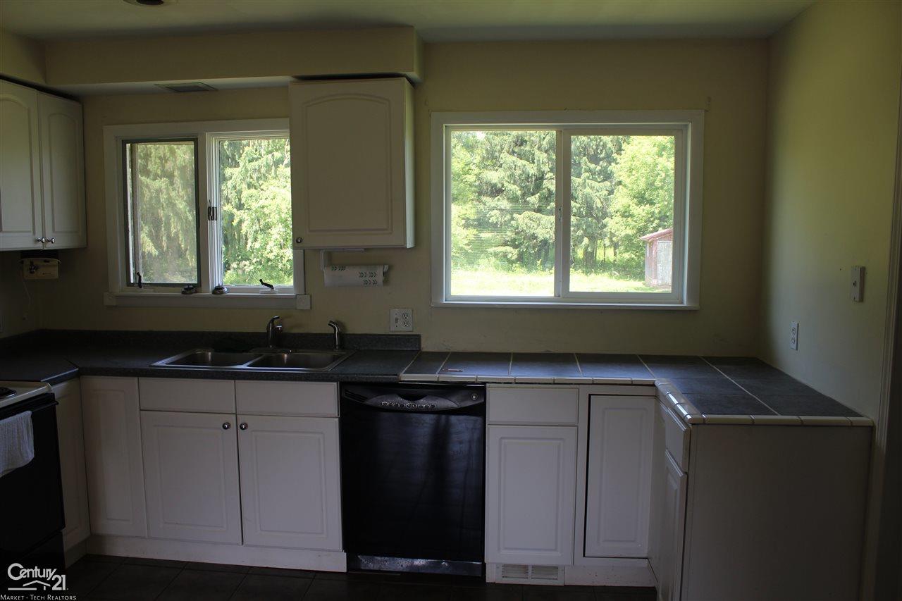 10868 Jeddo Road Yale, MI 48097 - Photo 13 of 18