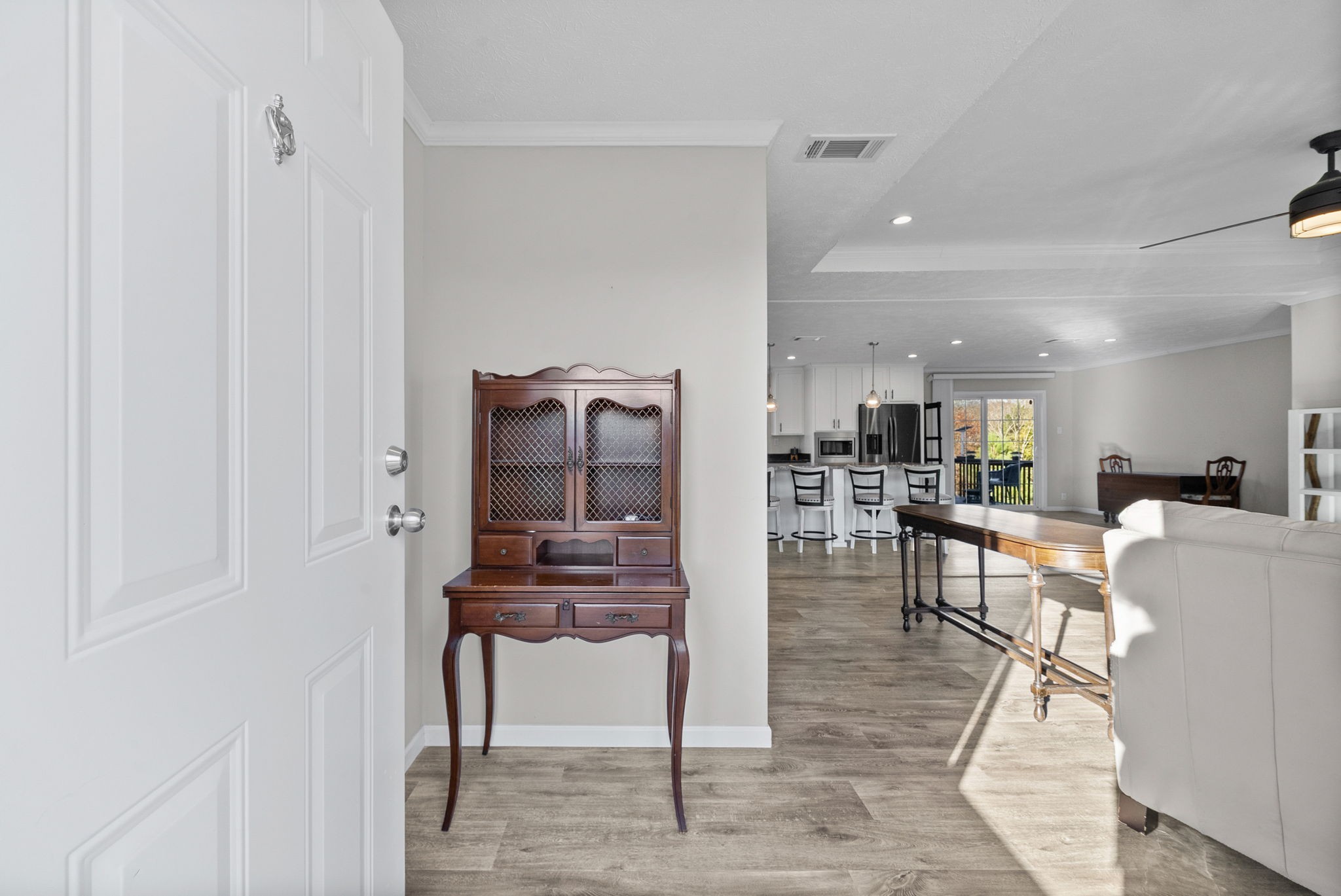 111 Antioch Road Charlotte, TN 37036 - Photo 7 of 36