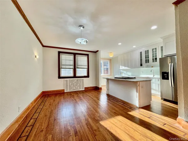 $4,000 | 29-28 163rd Street | Murray Hill - Flushing