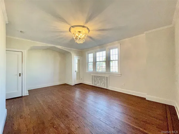 $4,000 | 29-28 163rd Street | Murray Hill - Flushing