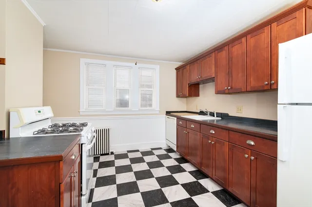 $2,250 | 11 French Street, Unit 2, Quincy, MA 02171