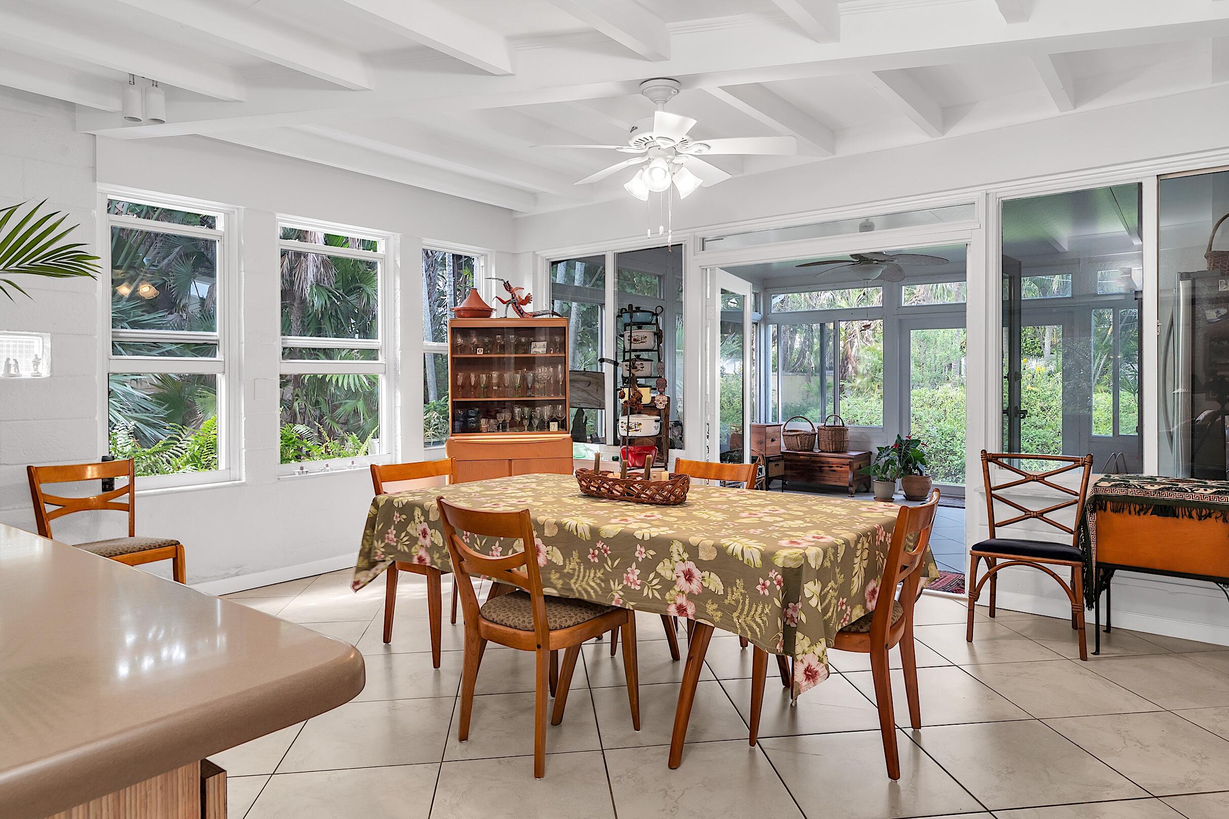 12 East Ocean Avenue Ocean Ridge, FL 33435 - Photo 11 of 46 dining room