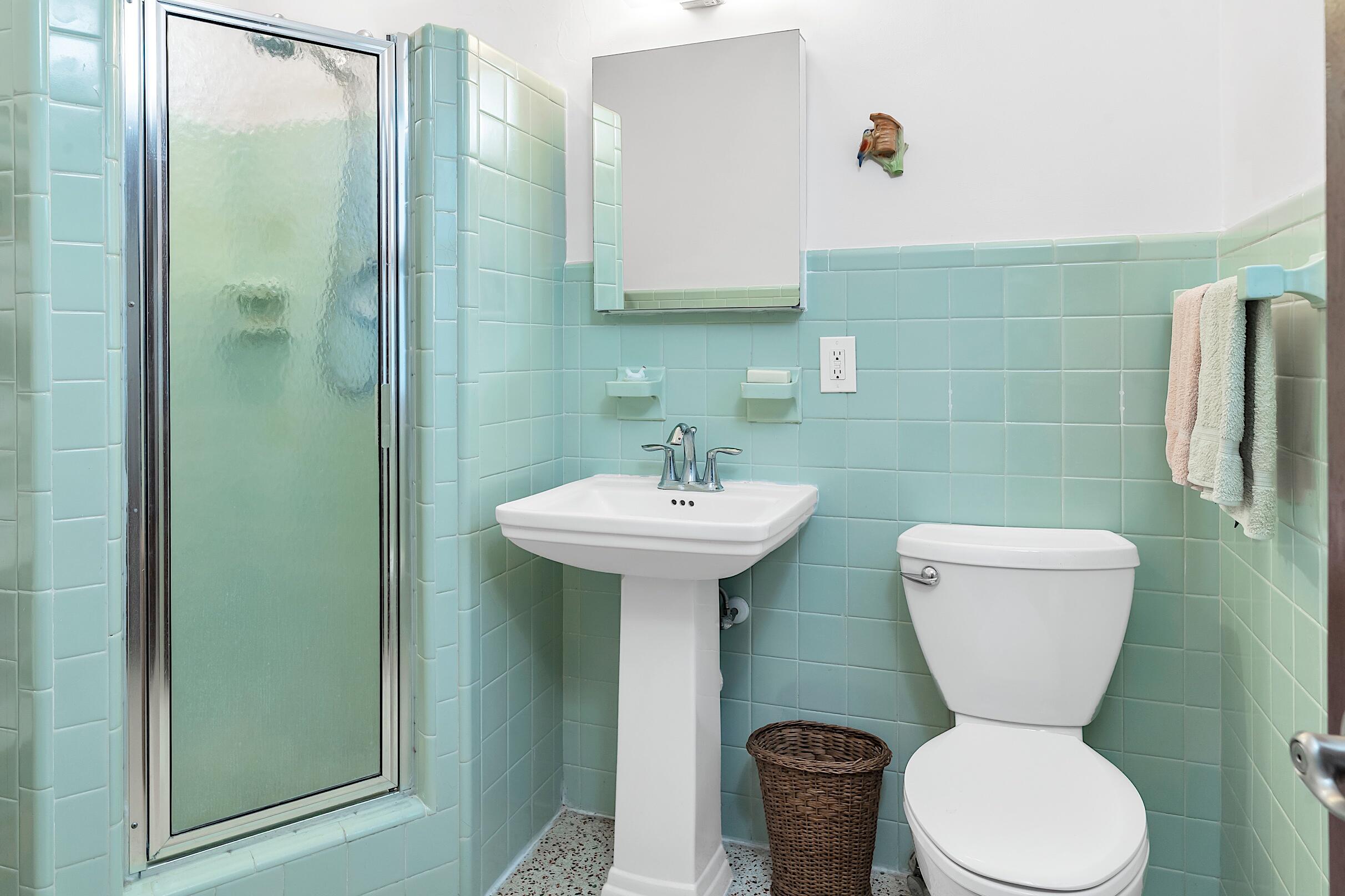 12 East Ocean Avenue Ocean Ridge, FL 33435 - Photo 27 of 46 ensuite bath_1