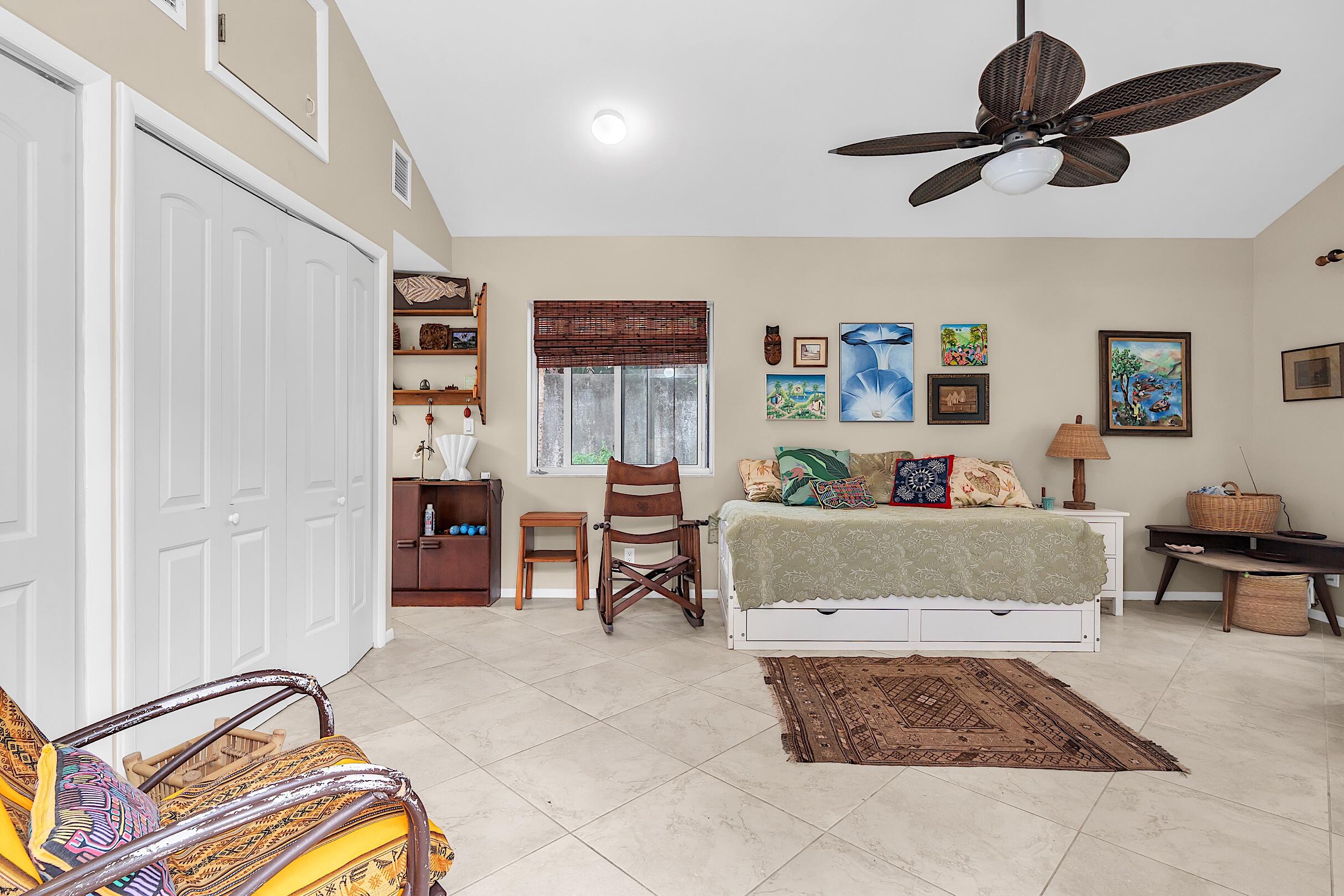 12 East Ocean Avenue Ocean Ridge, FL 33435 - Photo 32 of 46 guest cottage_living