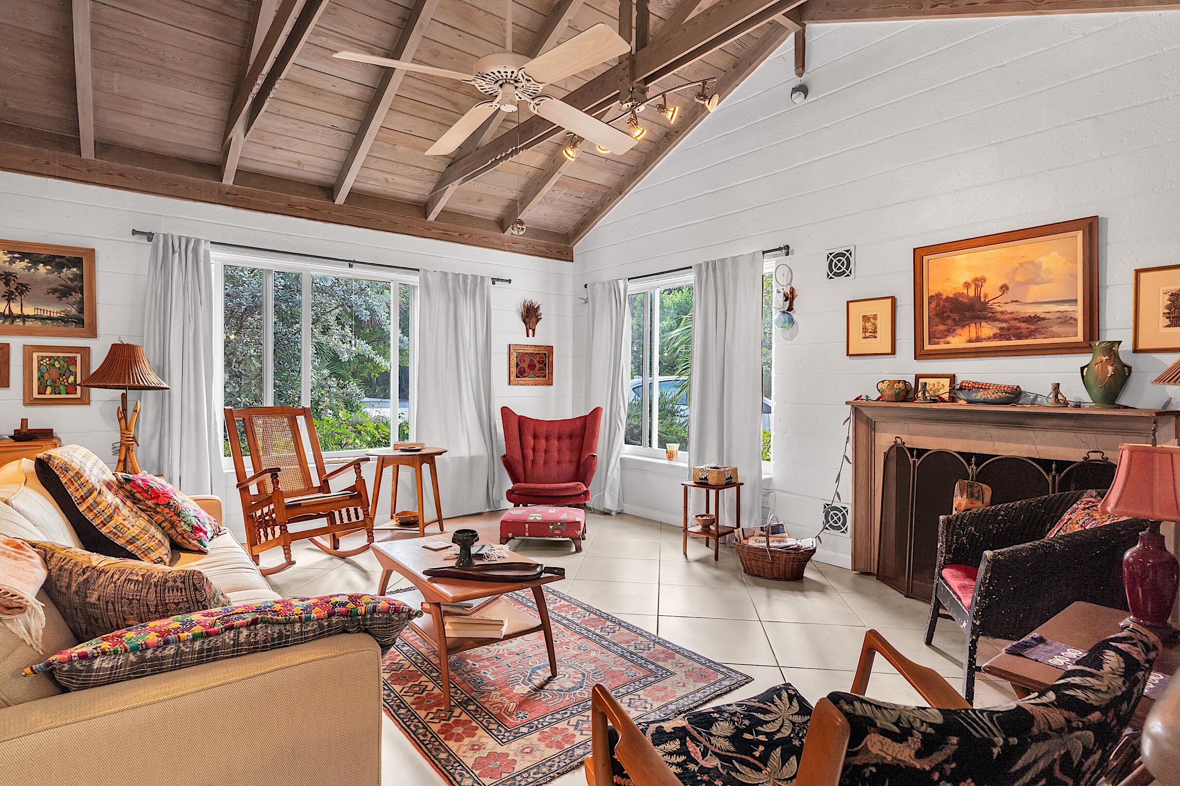 12 East Ocean Avenue Ocean Ridge, FL 33435 - Photo 6 of 46 great room_SW