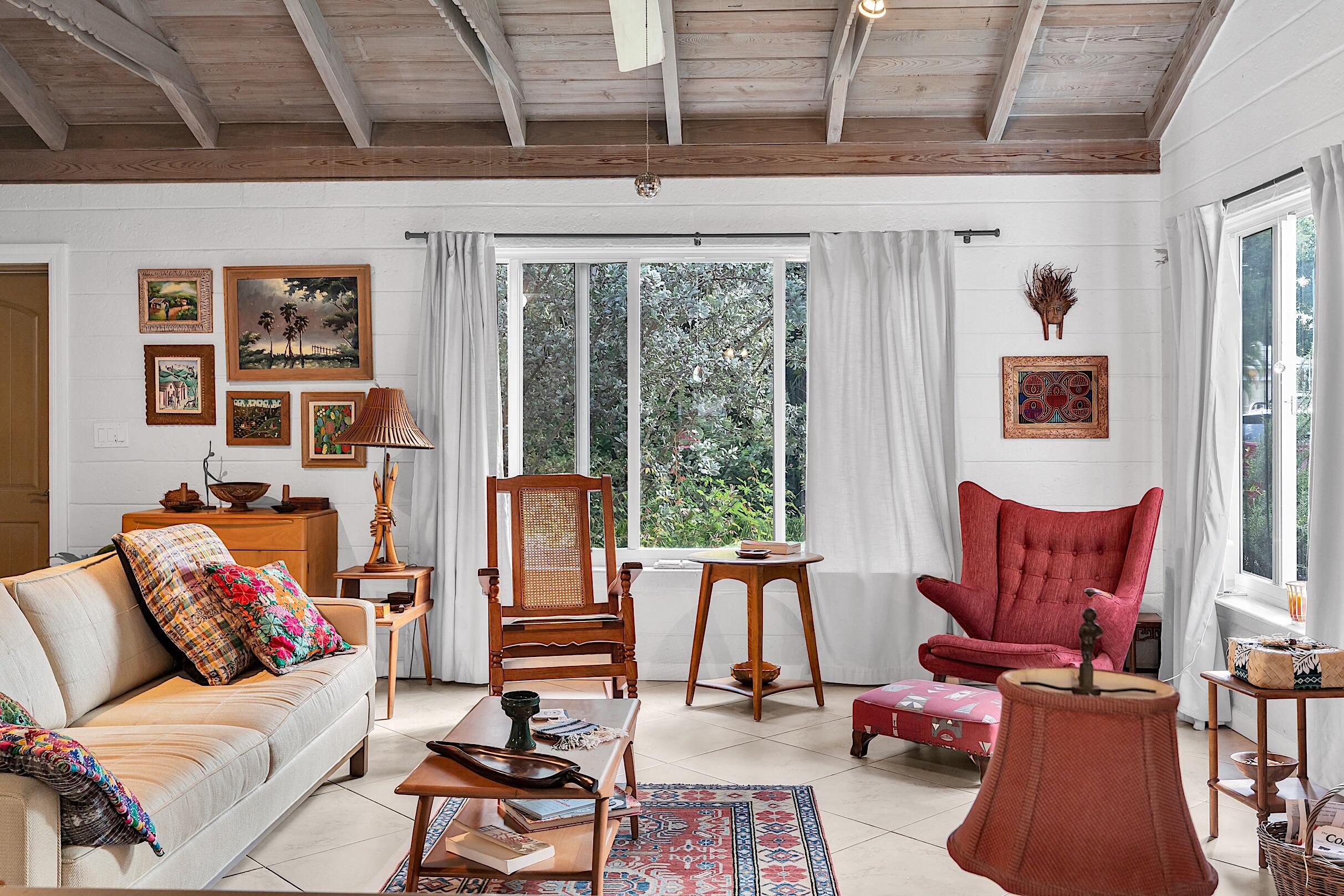 12 East Ocean Avenue Ocean Ridge, FL 33435 - Photo 9 of 46 great room_south