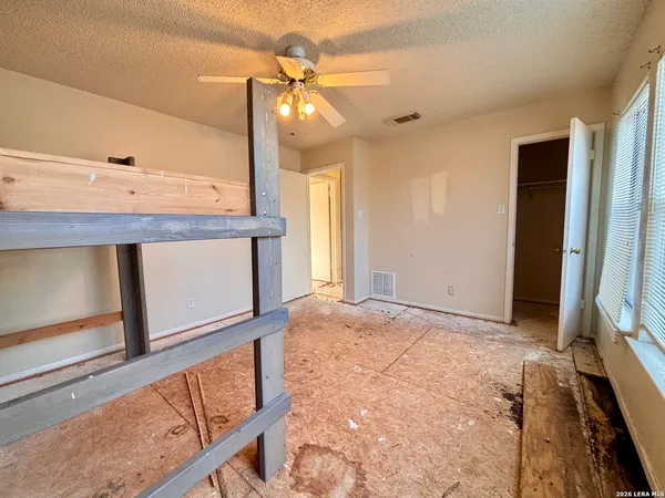 $180,000 | 6338 Beech Trail Drive, Converse, TX 78109