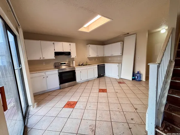 $180,000 | 6338 Beech Trail Drive, Converse, TX 78109