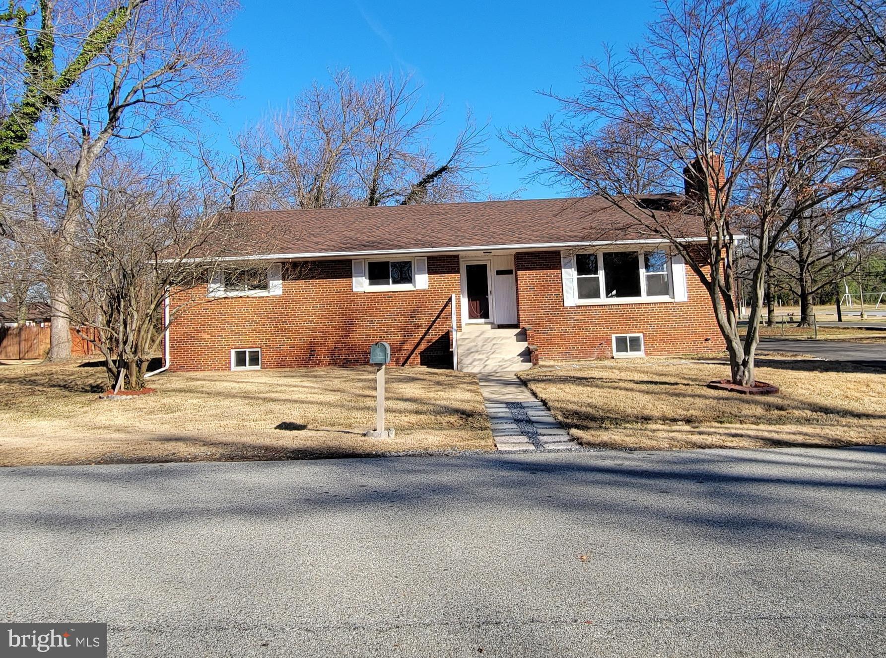 401 Rosier Road Fort Washington, MD 20744 - Photo 1 of 40 Gallery Image 1