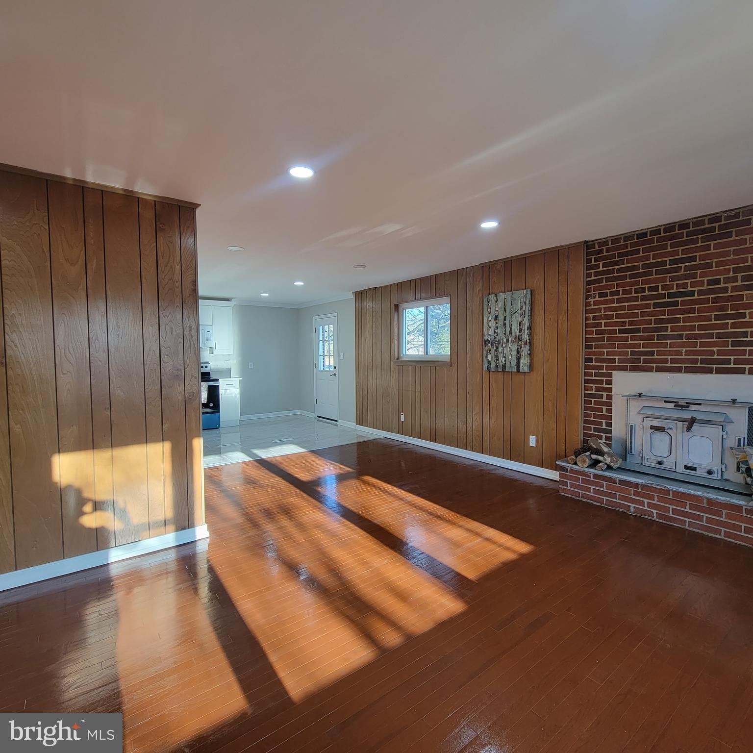 401 Rosier Road Fort Washington, MD 20744 - Photo 12 of 40 Gallery Image 12