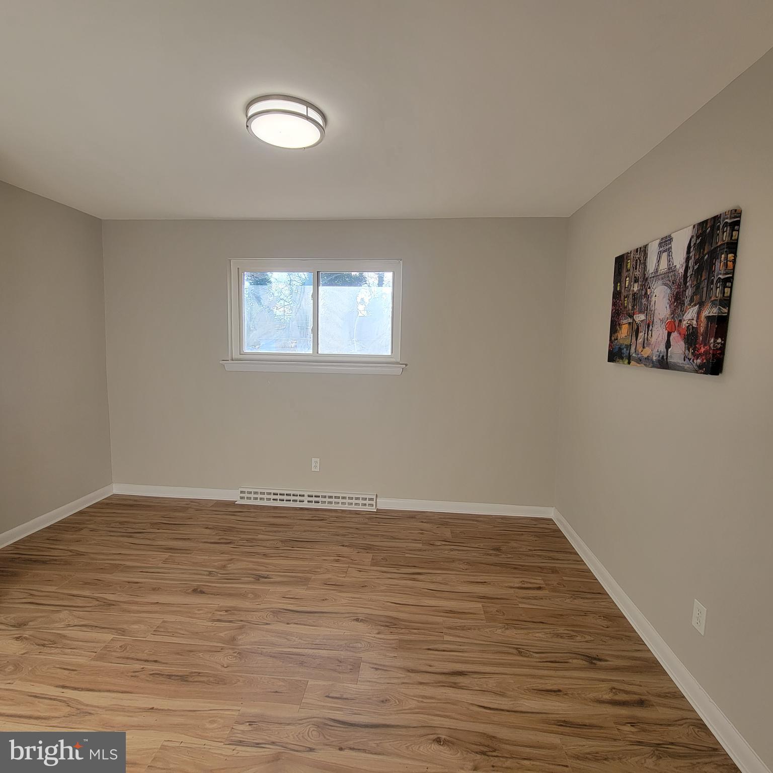 401 Rosier Road Fort Washington, MD 20744 - Photo 20 of 40 3rd large bedroom on main level