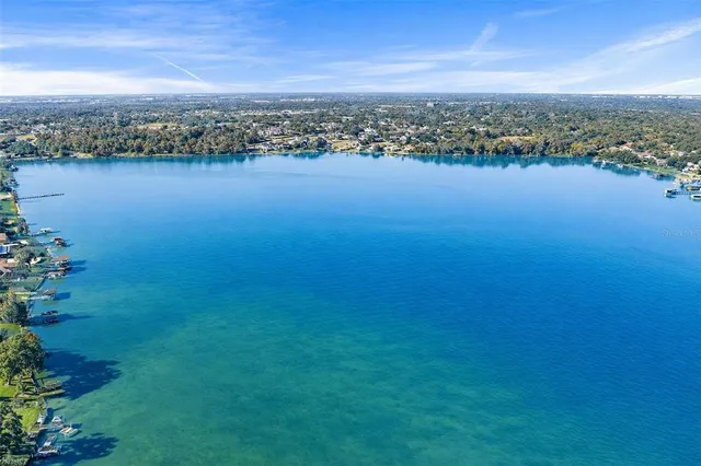 $800,000 | 1249 Lake Point Drive, Lakeland, FL 33813