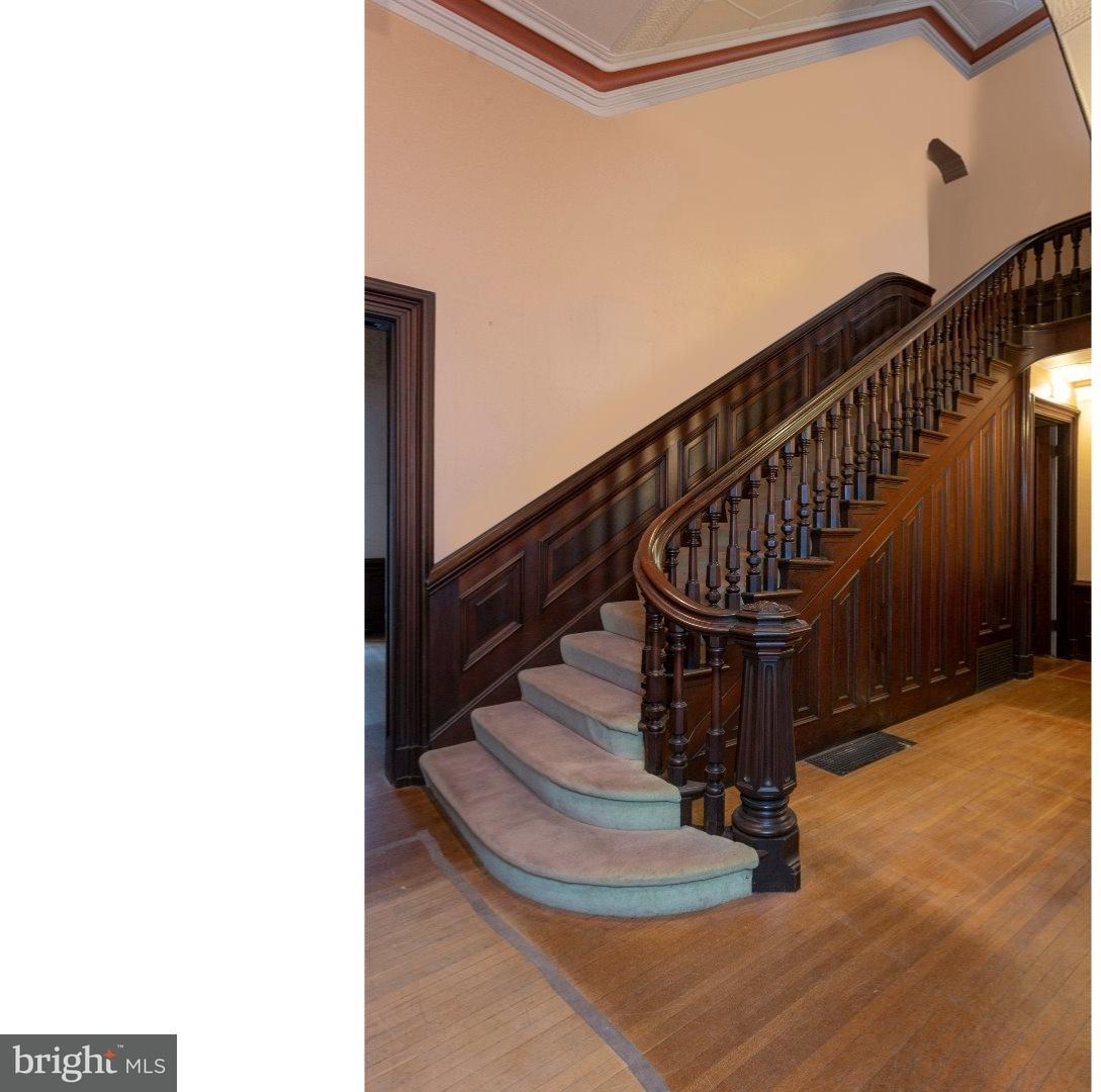 2016 Spruce Street Philadelphia, PA 19103 - Photo 2 of 25