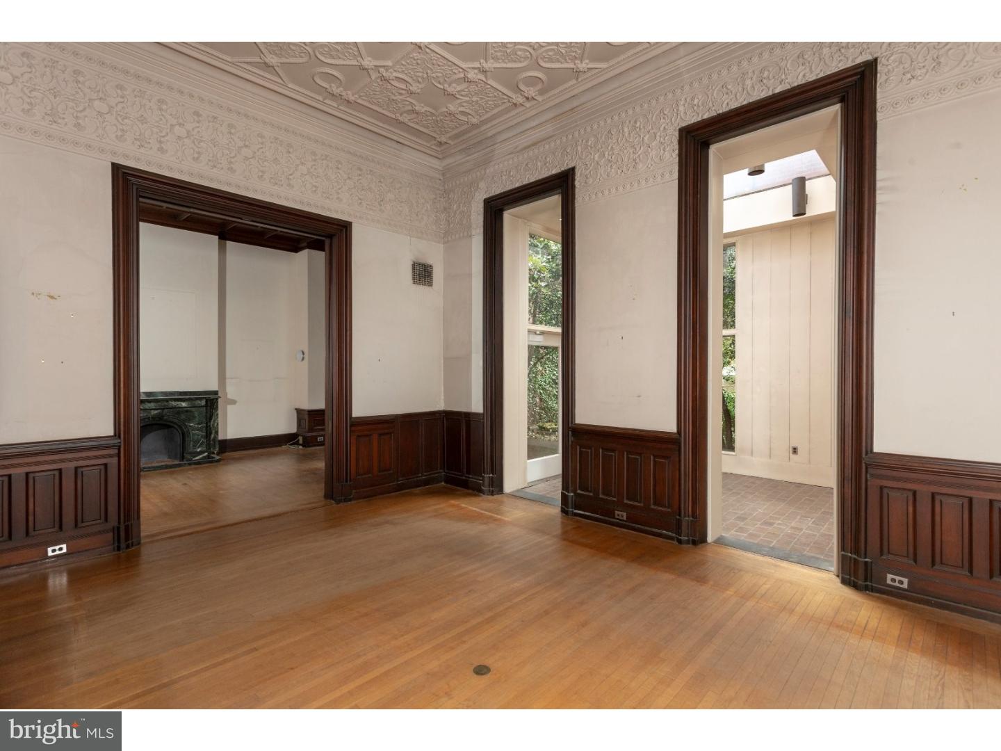 2016 Spruce Street Philadelphia, PA 19103 - Photo 12 of 25