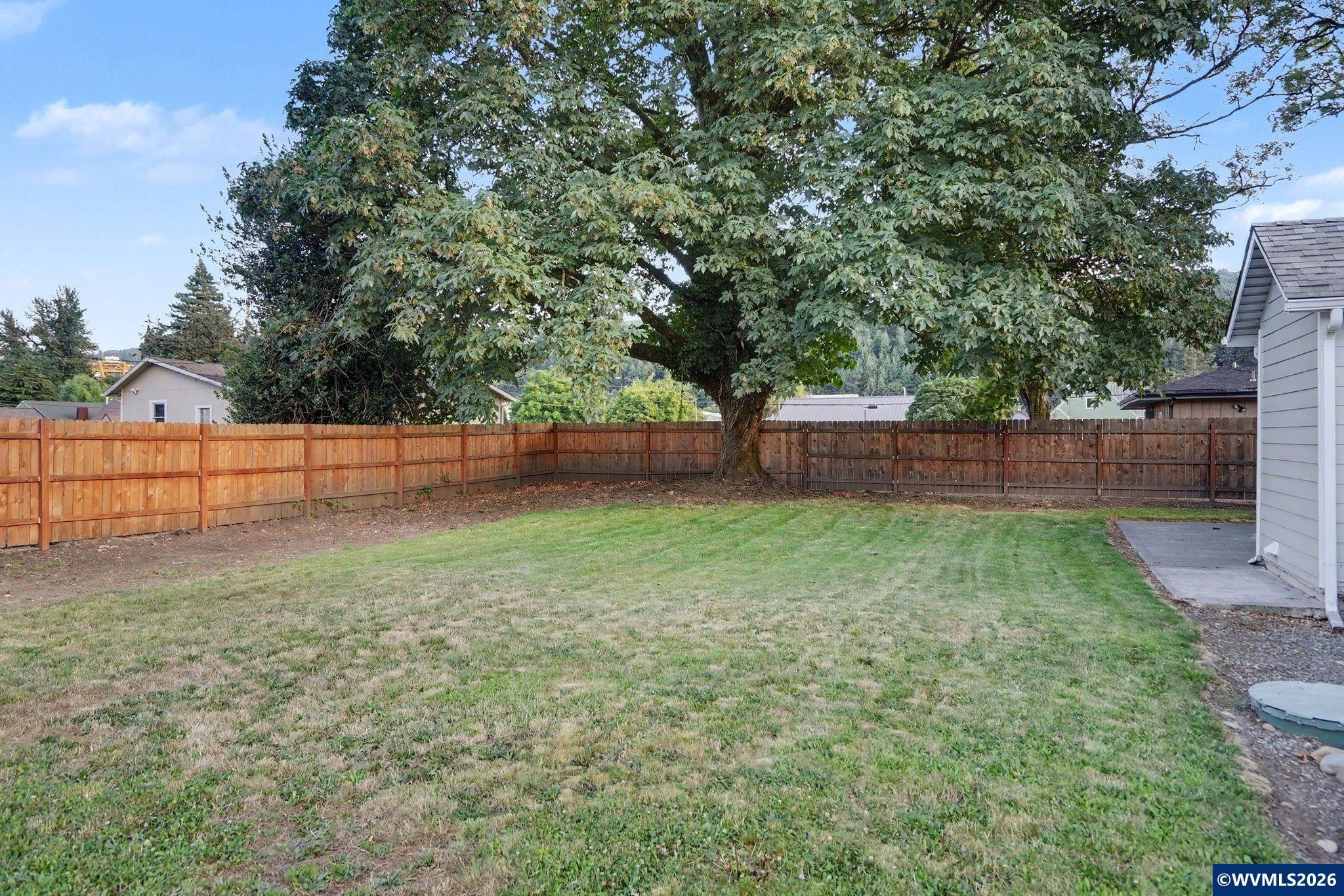 264 7th Street Lyons, OR 97358 - Photo 31 of 32