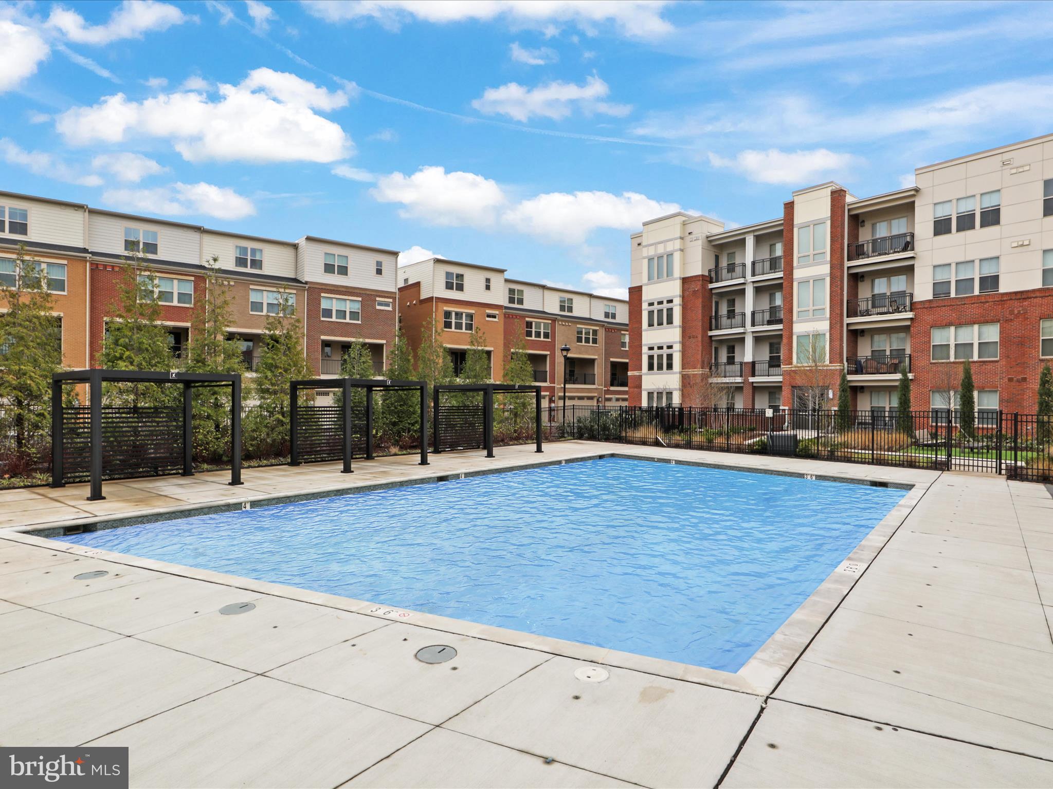 10755 Fairgrounds Drive, Unit 101 Fairfax, VA 22030 - Photo 45 of 58 Pool