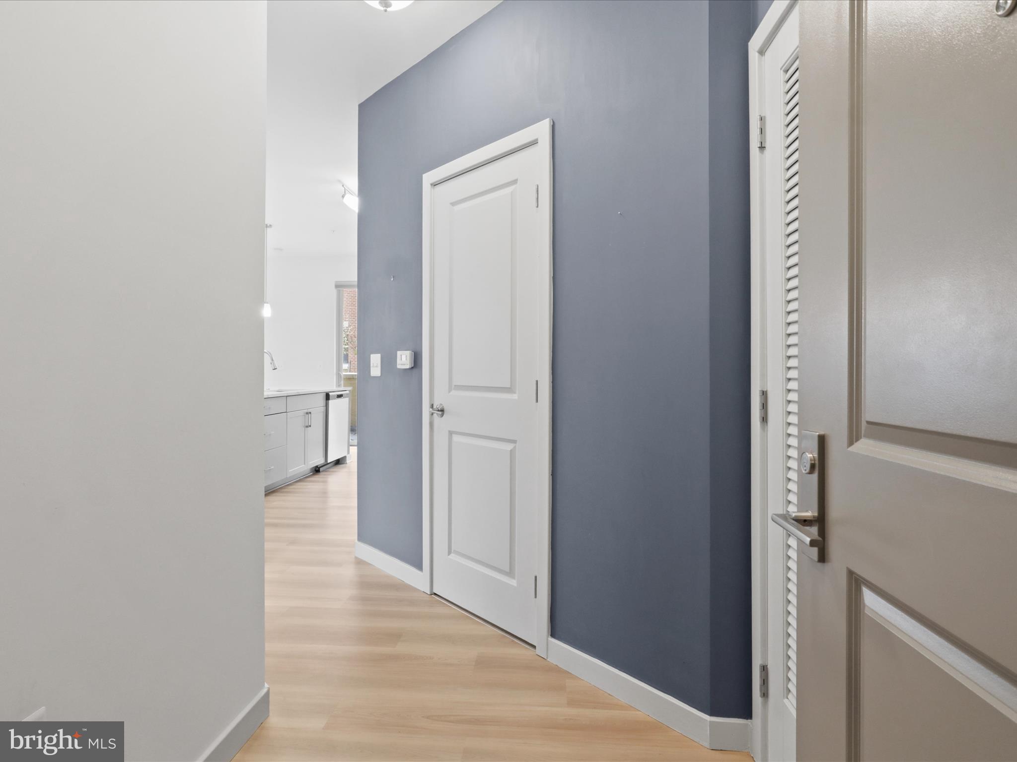 10755 Fairgrounds Drive, Unit 101 Fairfax, VA 22030 - Photo 10 of 58 Entrance