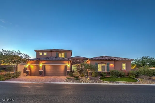 $1,350,000 | 9760 Arch Canyon Court, Las Vegas, NV 89149