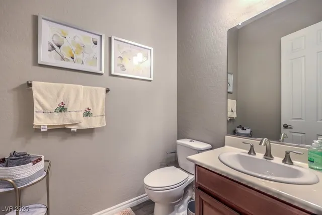 $1,350,000 | 9760 Arch Canyon Court, Las Vegas, NV 89149