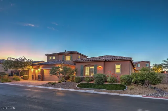$1,350,000 | 9760 Arch Canyon Court, Las Vegas, NV 89149