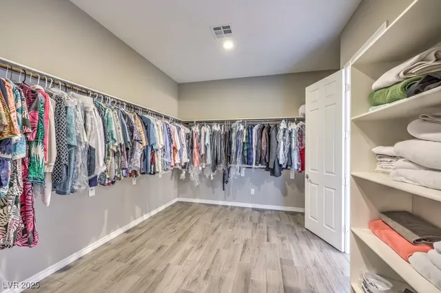 $1,350,000 | 9760 Arch Canyon Court, Las Vegas, NV 89149