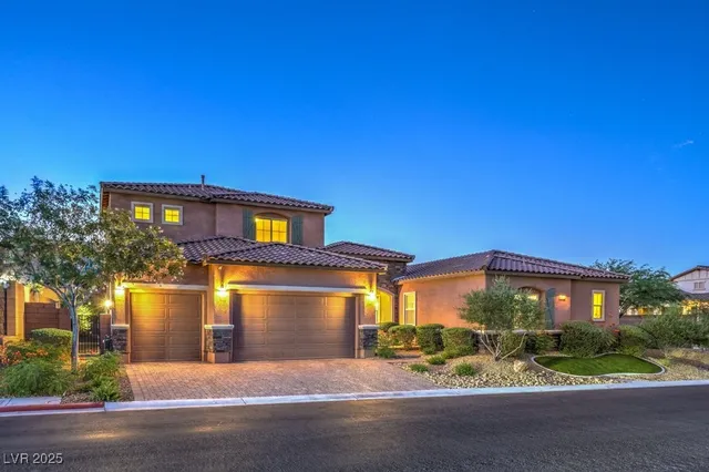 $1,350,000 | 9760 Arch Canyon Court, Las Vegas, NV 89149