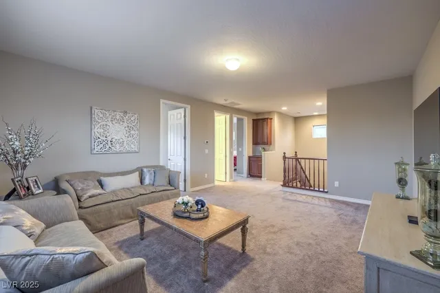 $1,350,000 | 9760 Arch Canyon Court, Las Vegas, NV 89149