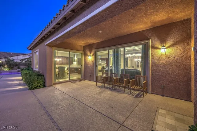 $1,350,000 | 9760 Arch Canyon Court, Las Vegas, NV 89149