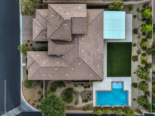 $1,350,000 | 9760 Arch Canyon Court, Las Vegas, NV 89149