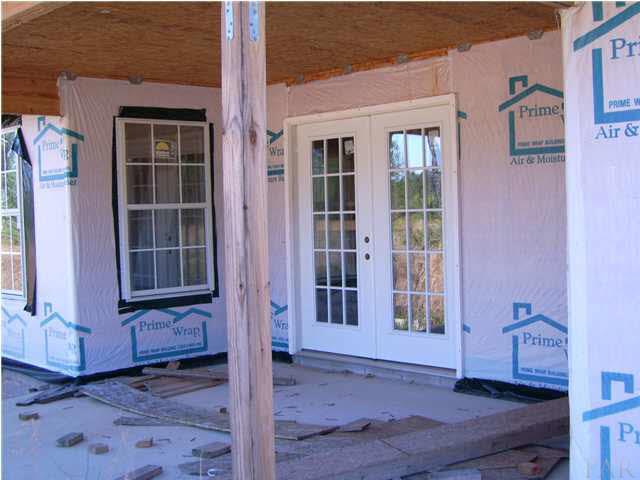 5270 Ward Basin Road Milton, FL 32583 - Photo 2 of 6 BACK PORCH AREA