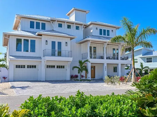 $4,375,000 | 303 55th Street, Holmes Beach, FL 34217