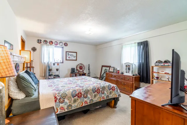 $399,900 | 360 Eyster Drive, Angola, IN 46703