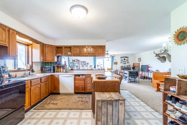 $399,900 | 360 Eyster Drive, Angola, IN 46703