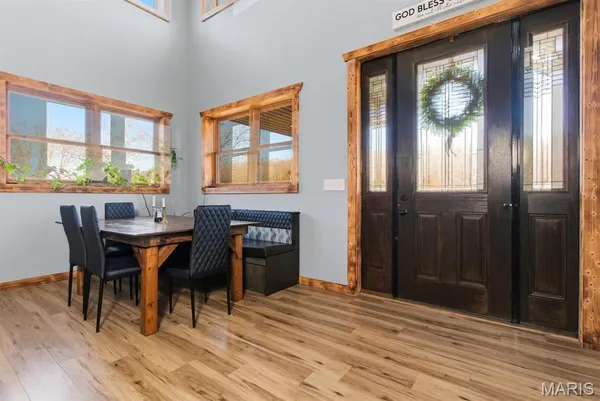 $627,900 | 8593 Highway 17, Bucyrus, MO 65444