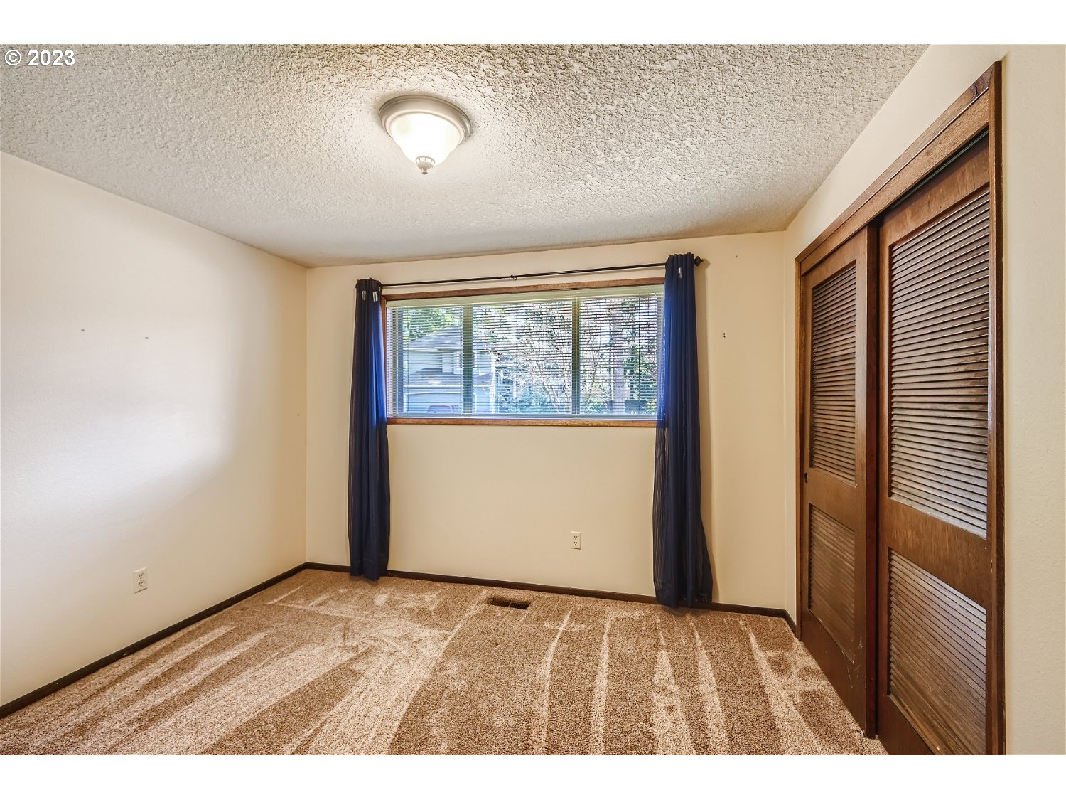 17180 Southeast Valley View Road Gladstone, OR 97027 - Photo 19 of 27 Gallery Image 19