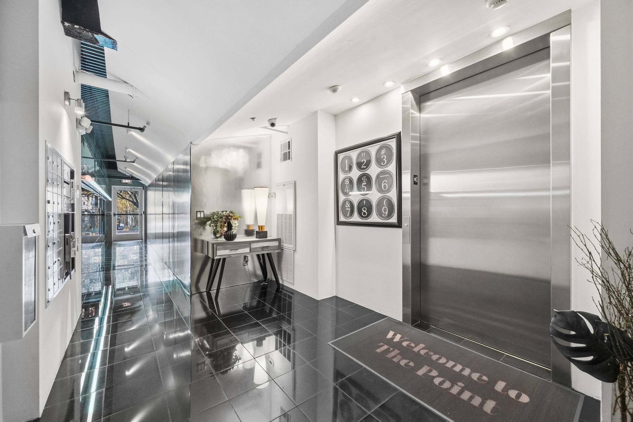 102 Quitman Street, Unit 201 Houston, TX 77009 - Photo 2 of 31