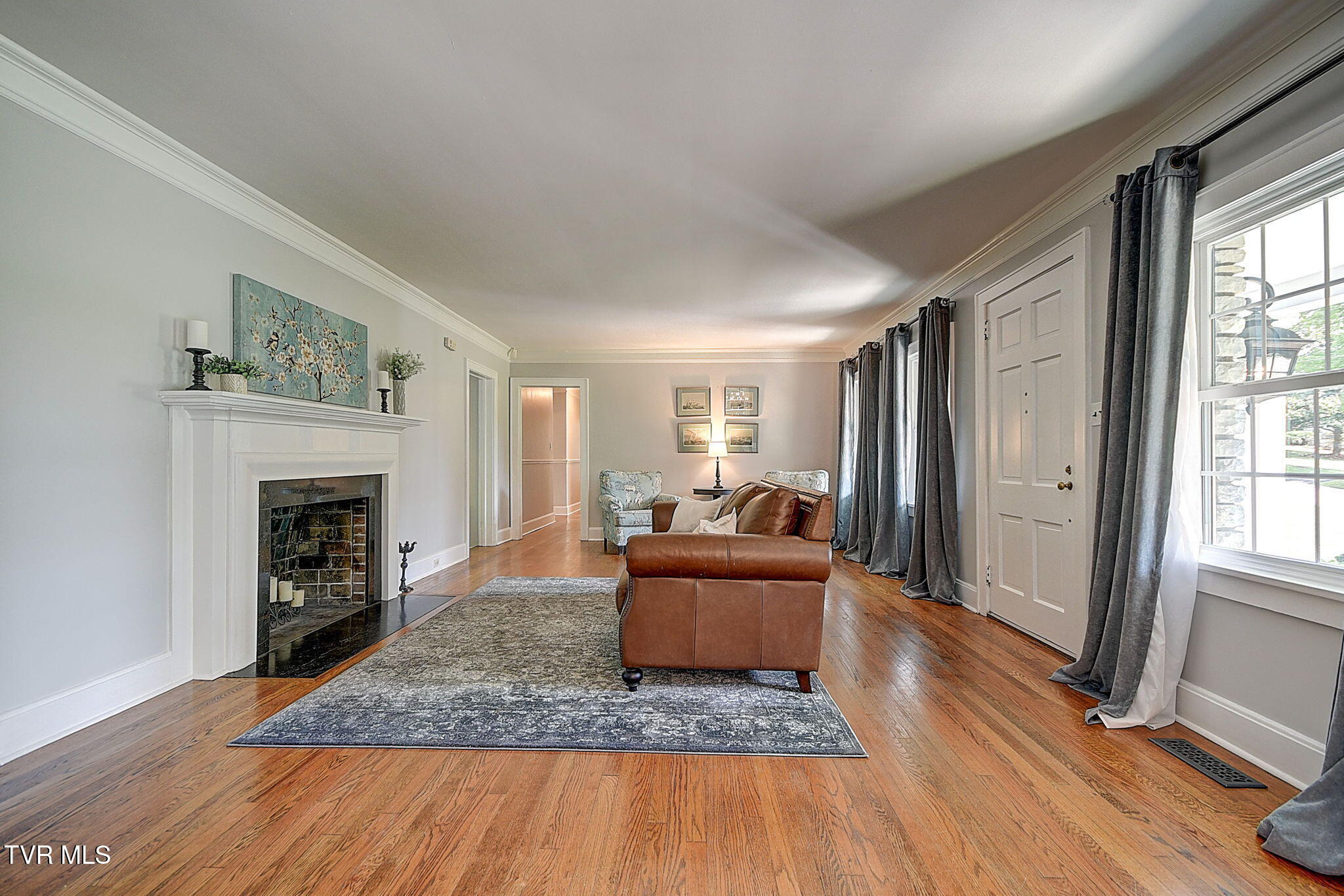 7-web-or-mls-204 Parkway KW-7