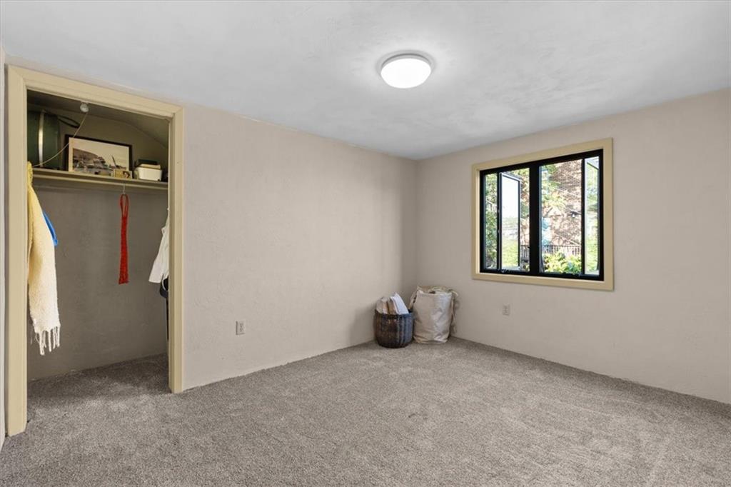 515 Behring Street Pittsburgh, PA 15203 - Photo 16 of 35