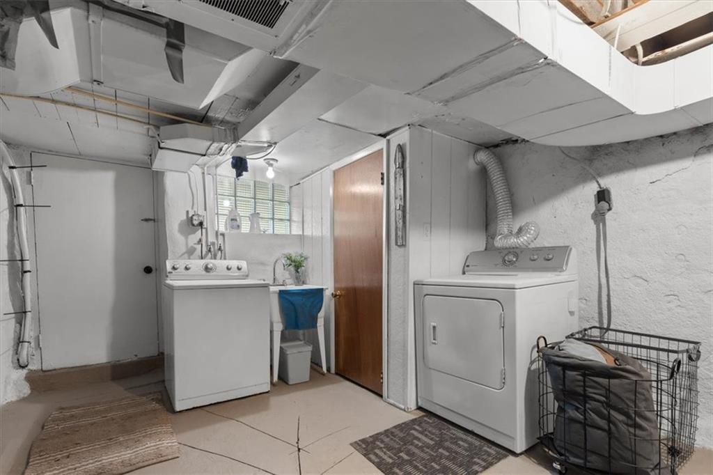 515 Behring Street Pittsburgh, PA 15203 - Photo 25 of 35