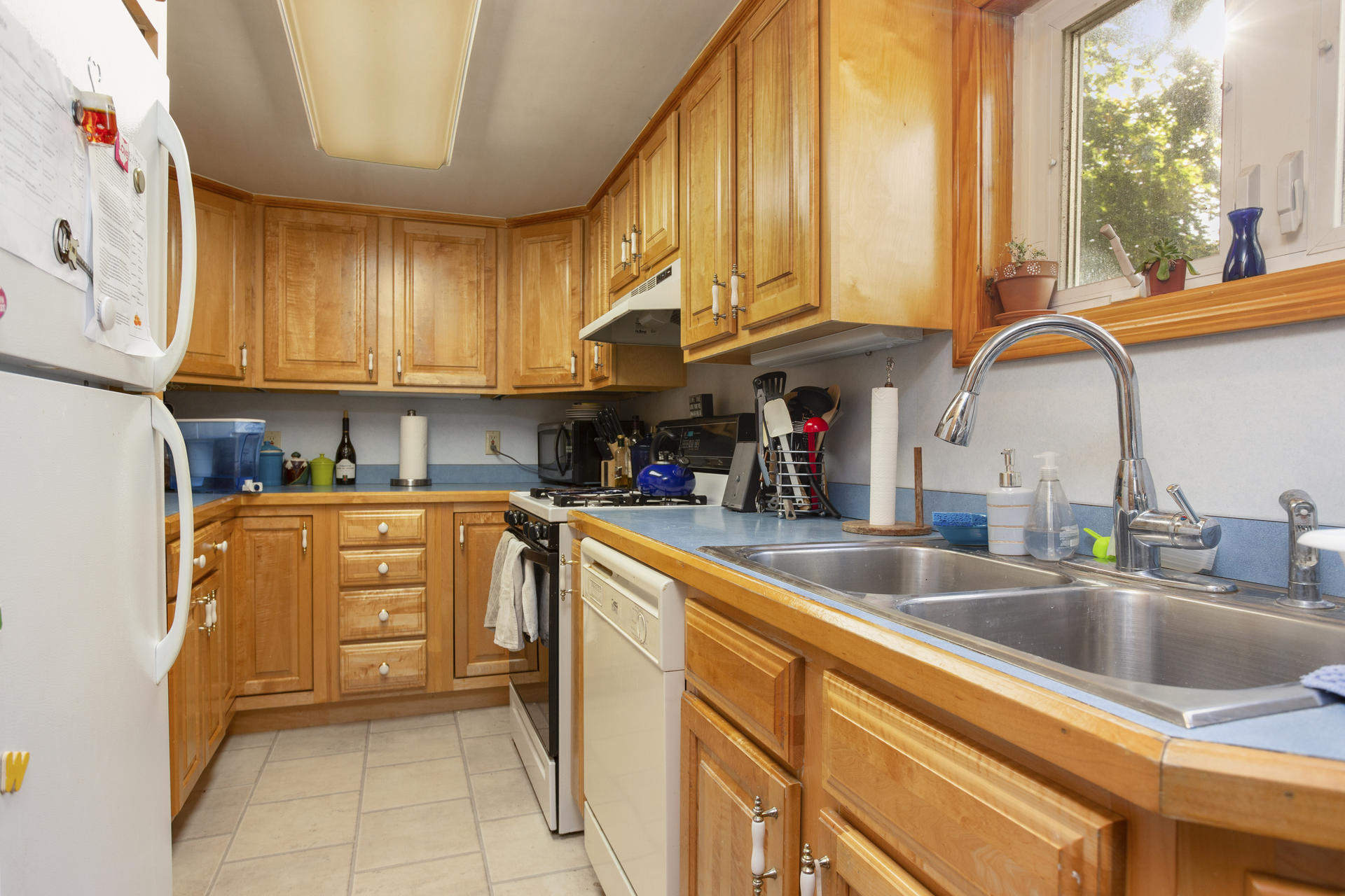25 Spring Street Fairhaven, MA 02719 - Photo 10 of 27 013-photo-kitchen-8692505