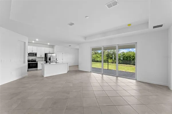 $416,597 | 3307 Pineberry Crossing, Parrish, FL 34219